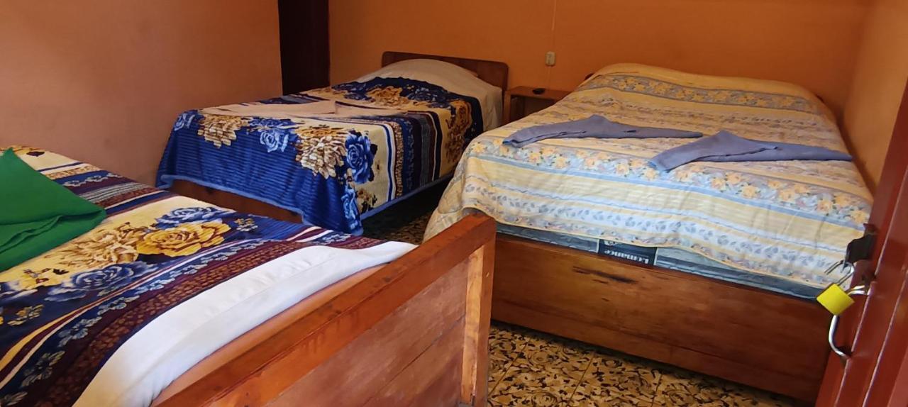 Hospedaje Santo Domingo Panajachel Buitenkant foto