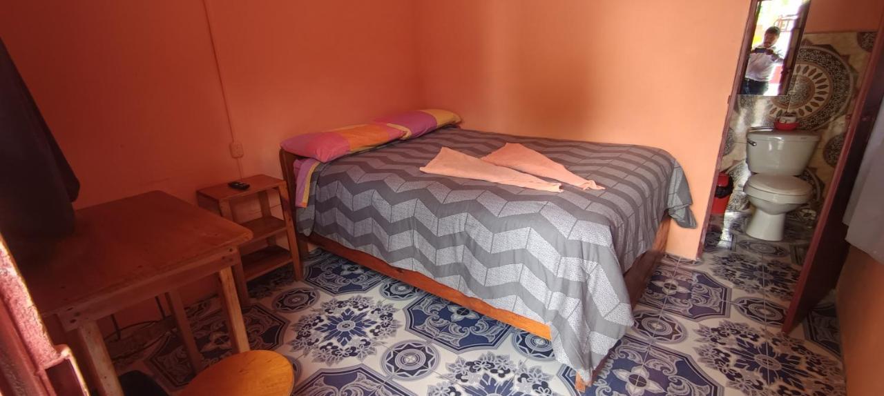 Hospedaje Santo Domingo Panajachel Buitenkant foto