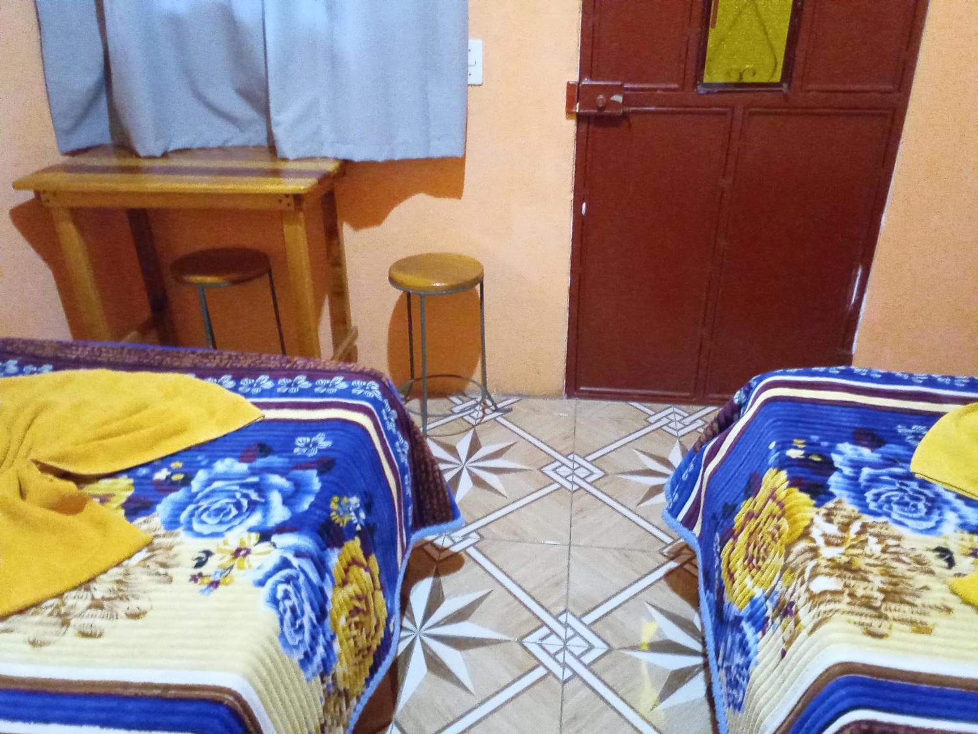 Hospedaje Santo Domingo Panajachel Buitenkant foto