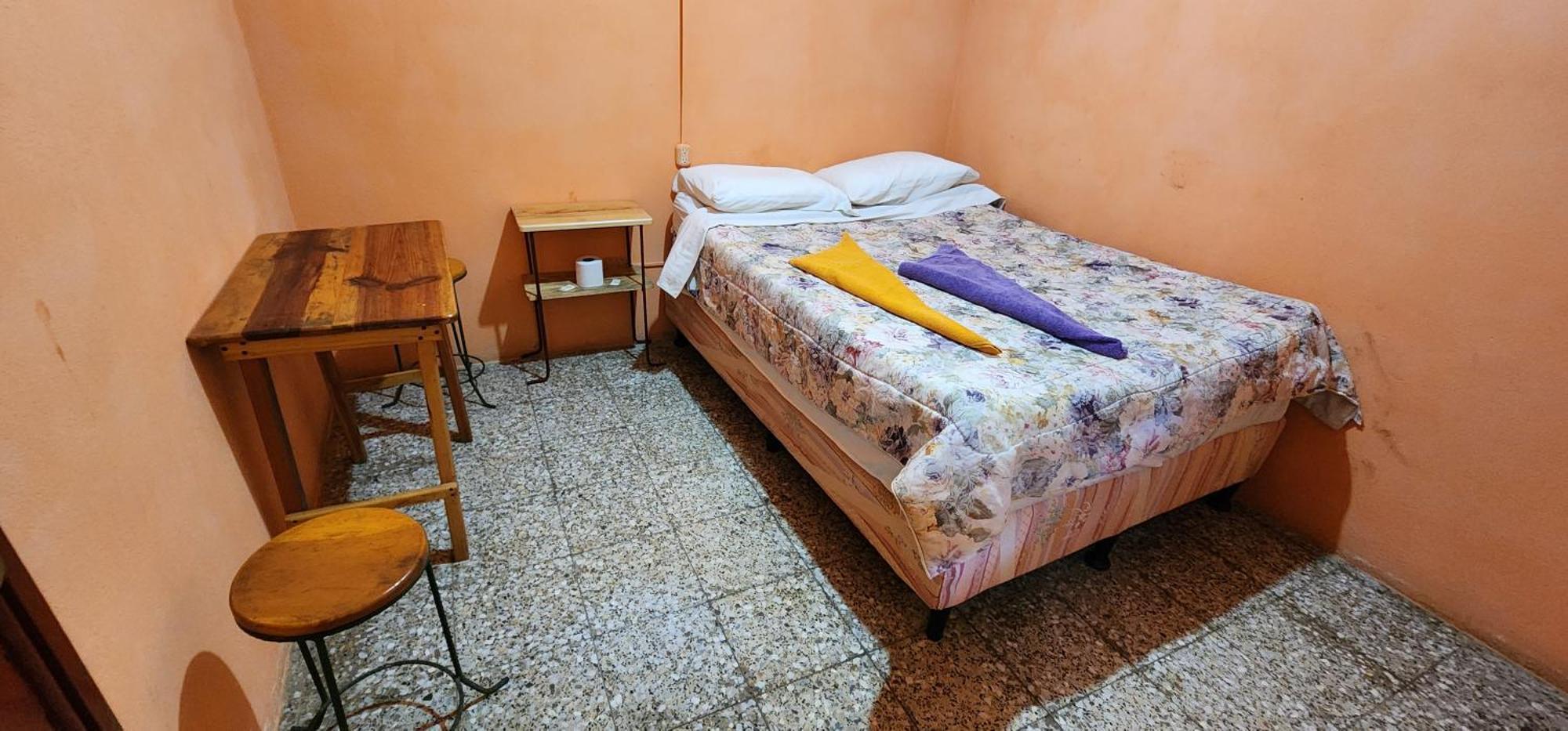 Hospedaje Santo Domingo Panajachel Buitenkant foto